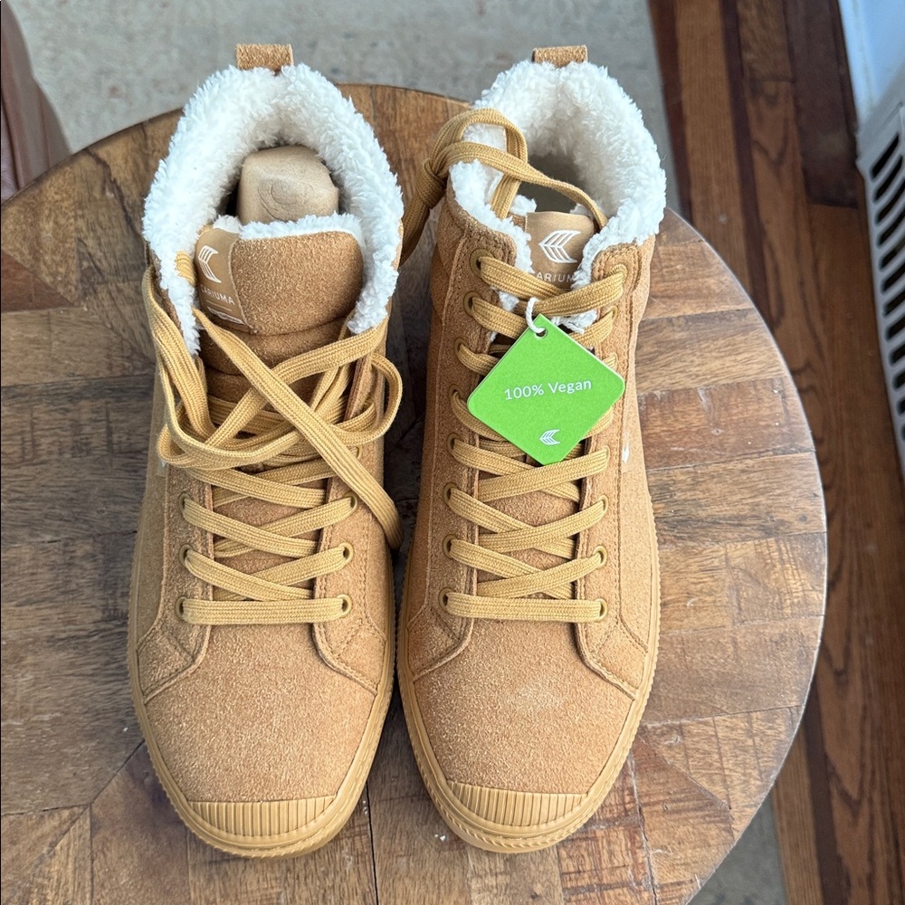Cariuma Unisex OCA High Therma Suede Lace Up High Top Sneakers 13 - Picture 7 of 11